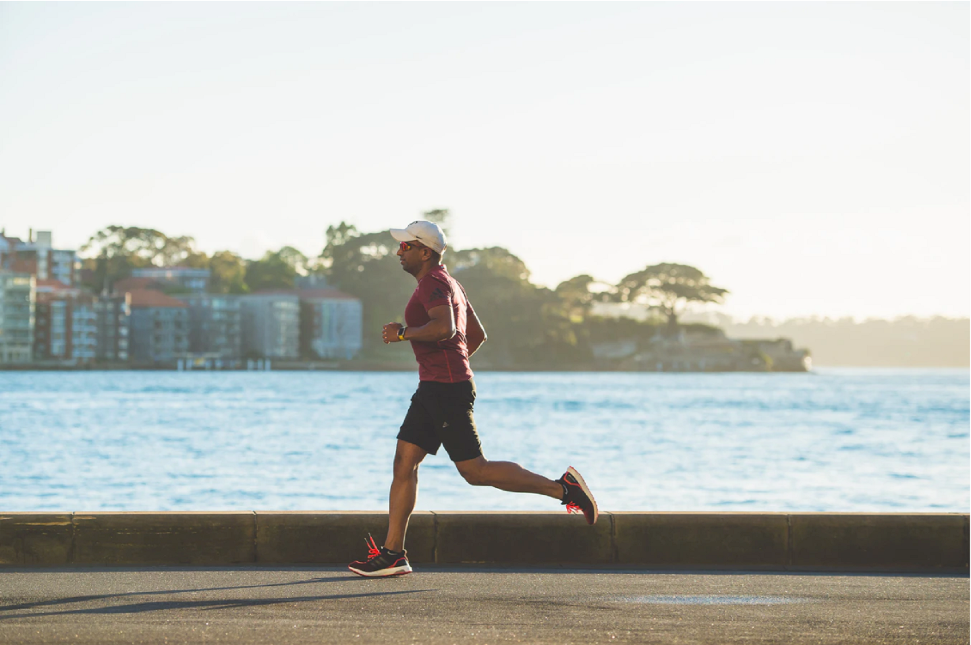man running as part of an effective diet and exercise plan