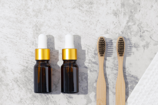 The Complete Guide to Oil-Based Toothpaste & Fluoride-Free Oral Care
