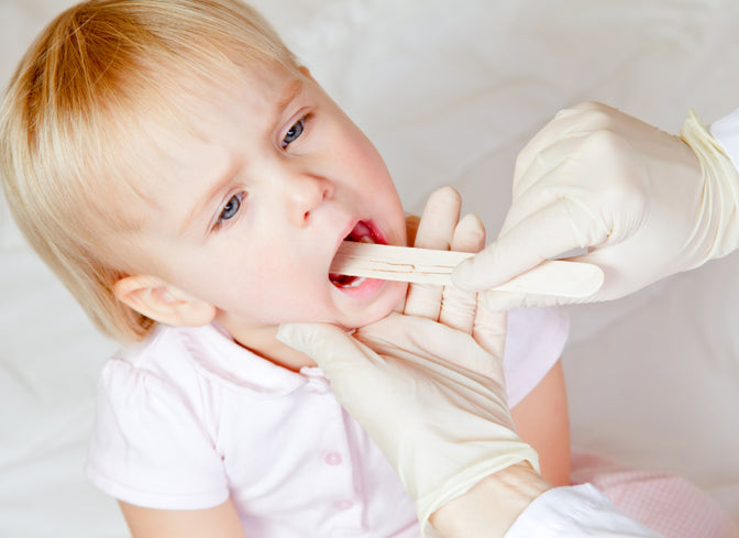 a kid having regular dental pedia checkup