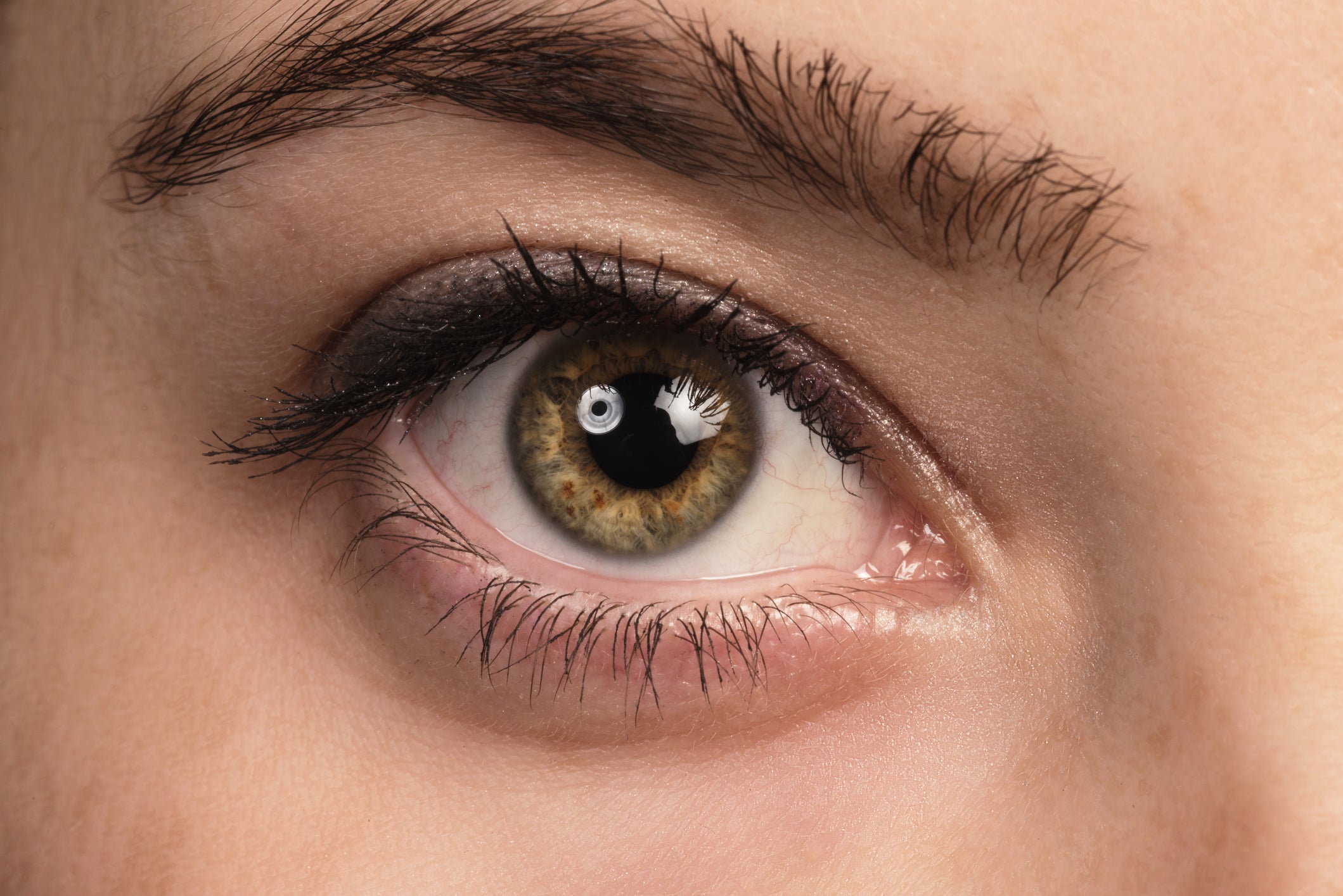 Using Better Office Lighting To Decrease Eye Strain