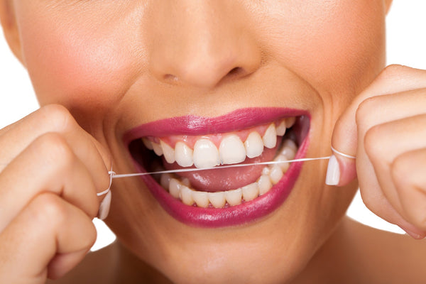 Mouth Floss Made from High-Quality, Unwaxed Fibers