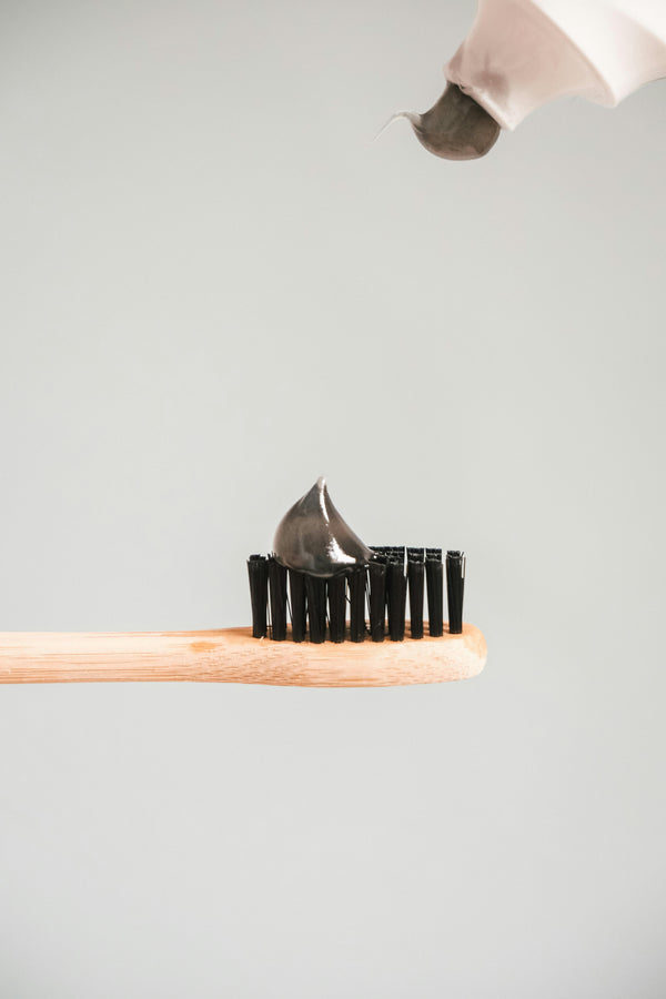 Tooth Oil vs Toothpaste: Which Is Better for Sensitive Teeth?