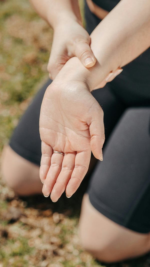 Natural Muscle Pain Relief: The Complete Guide to Drug-Free Solutions